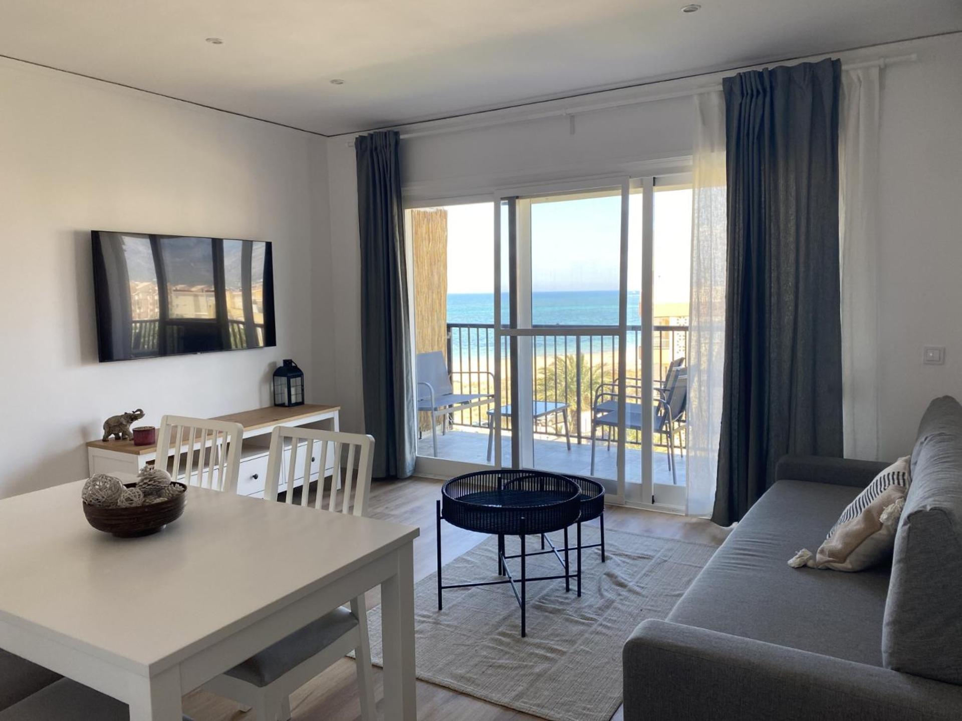 Piso Nuevo Primera Linea A Pie De Playa Dénia Extérieur photo